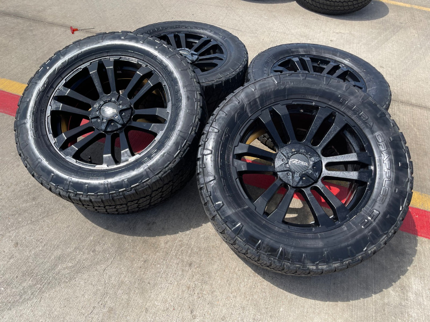 20" MB TKO Ford F-150 rims wheels Expedition NITRO 33"
