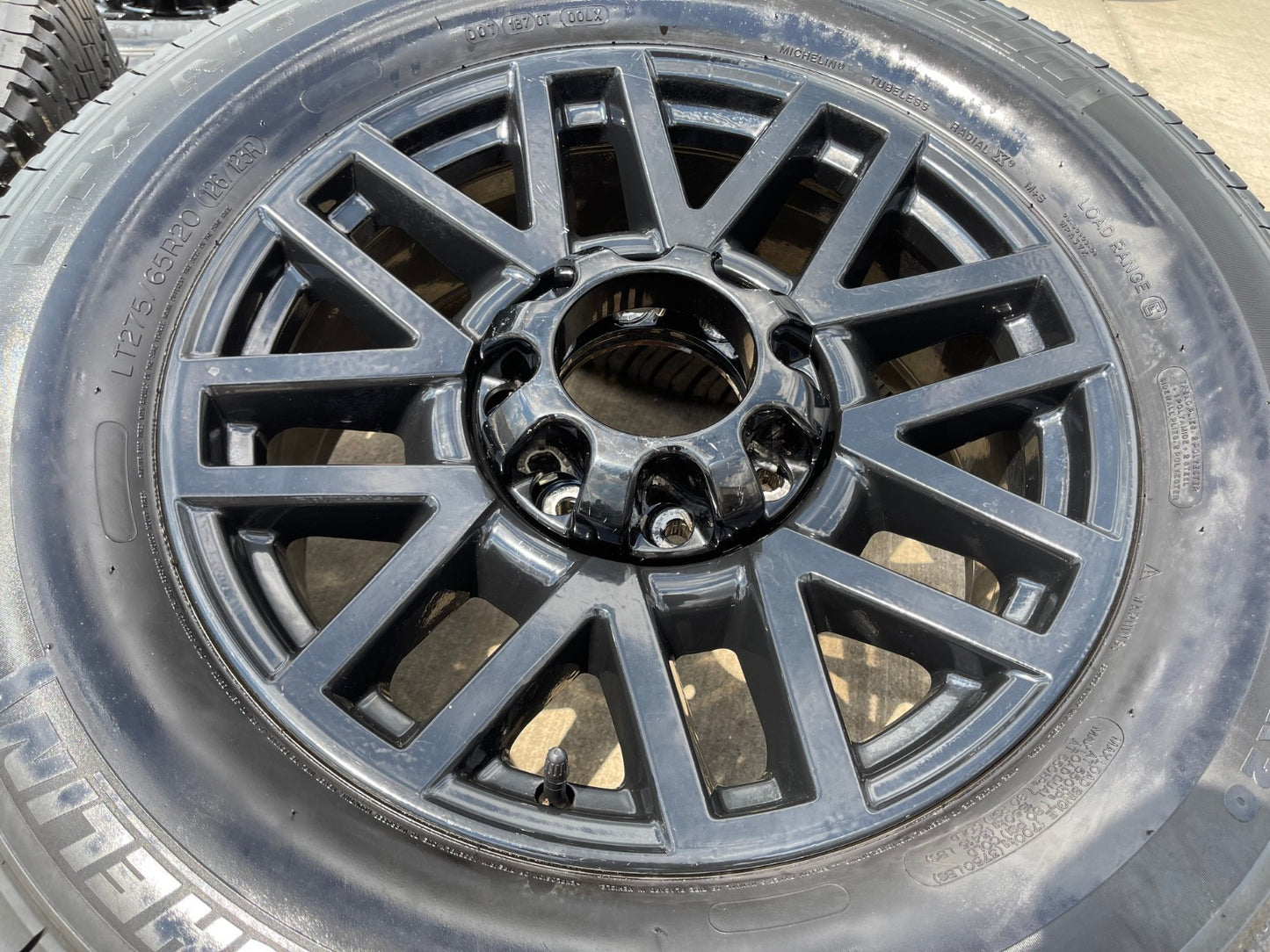 20" Ford F-250 F-350 OEM Black rims wheels 10201 tires MICHELIN
