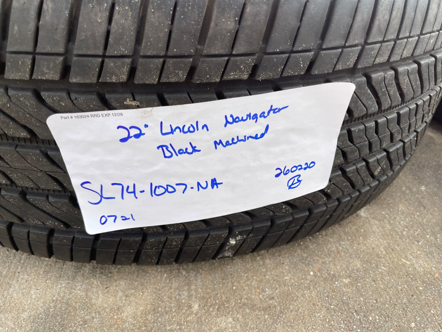 22" Lincoln Navigator OEM 10666 rims wheels BLACK LABEL 2025 2026 BRIDGESTONE