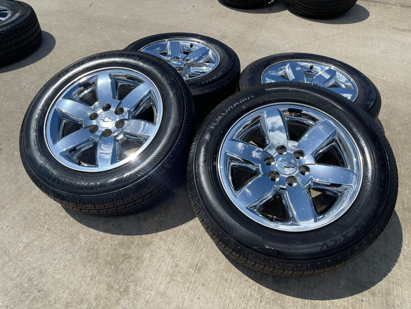 20" GMC Yukon Sierra Chevy Tahoe OEM 5420 CHROME SET wheels rims FITS 1999-2020