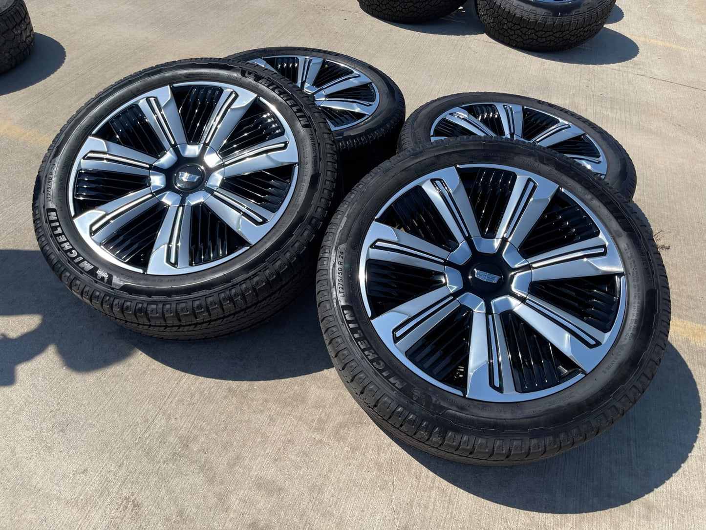 24" Cadillac Escalade IQ DEEP SPACE EV OEM wheels rims Hummer 2500 2025 2026