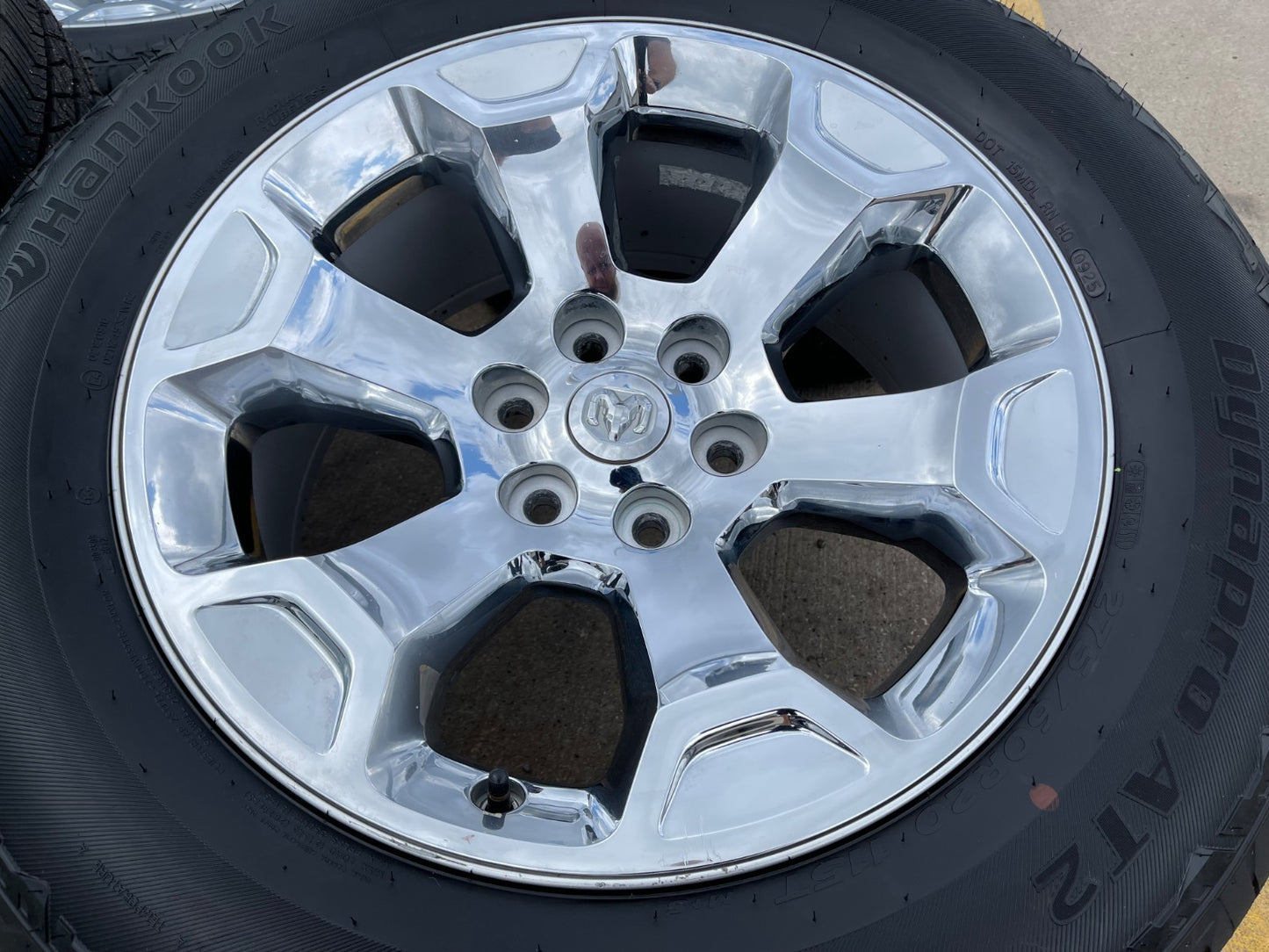 20" Dodge Ram 1500 OEM Laramie CHROME 2680 wheels rims 2025 2026 Hankook AT2 NEW