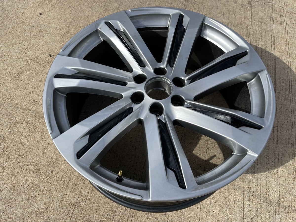 (1) 24" Cadillac Escalade V Platinum OEM wheel rim spare 2024 2025 2026