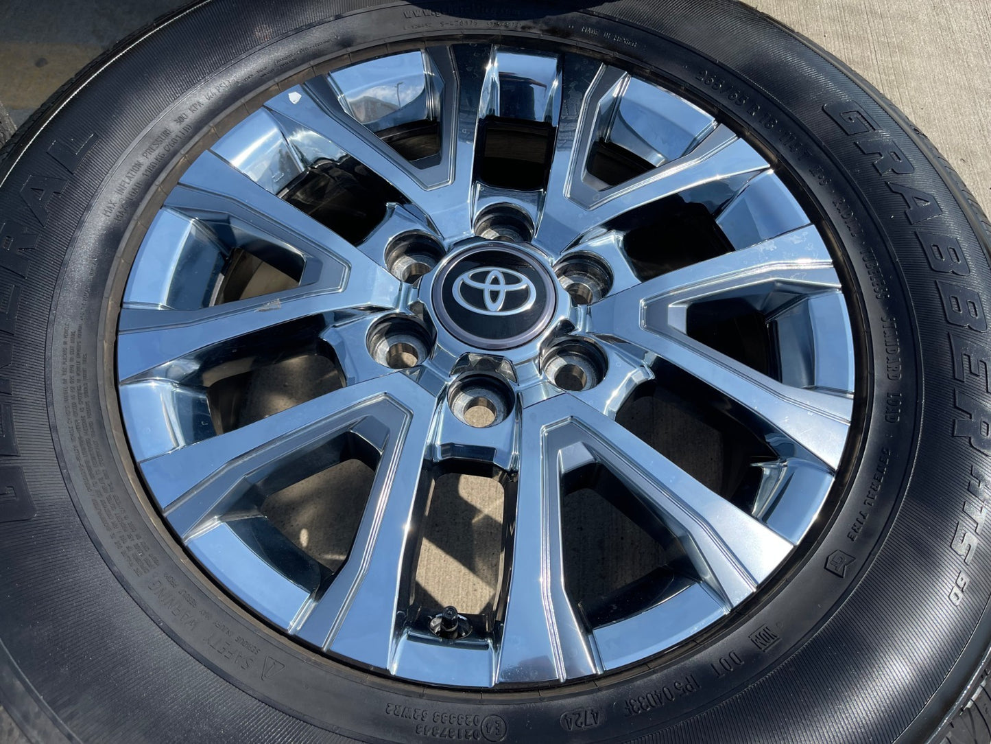 18" Toyota Tacoma LIMITED OEM wheels rims 10640 4260 4Runner 2024 2025 2026 2027