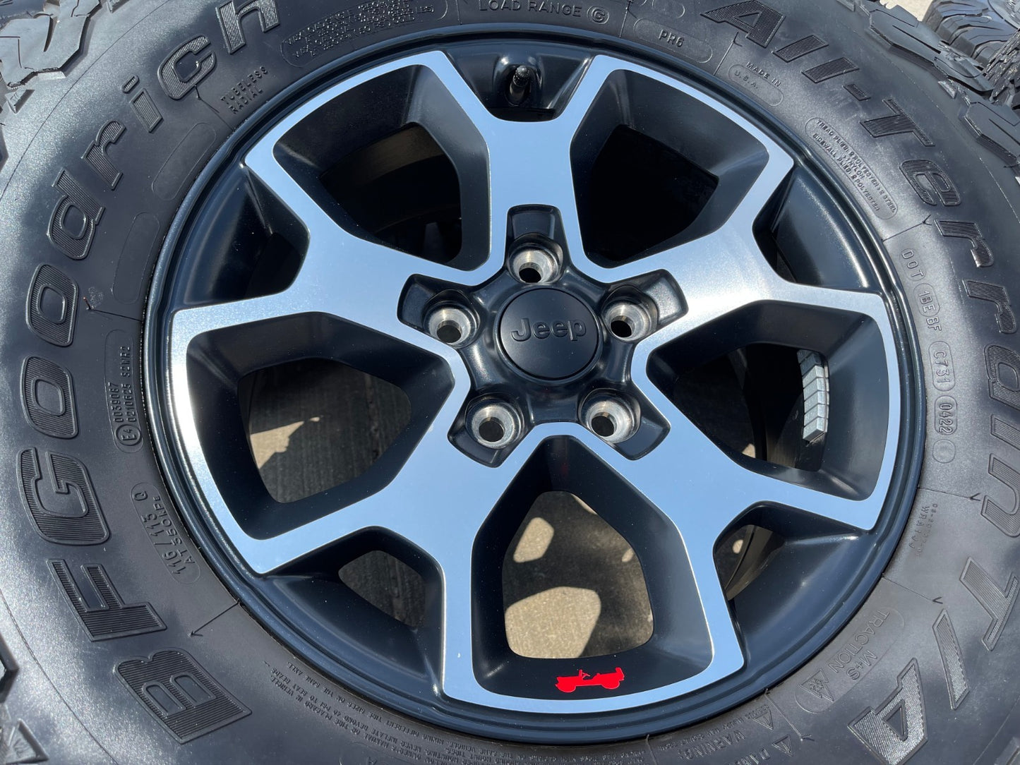 17" Jeep Wrangler Rubicon OEM 9218 wheels rims Gladiator BRIDGESTONE A/T NEW