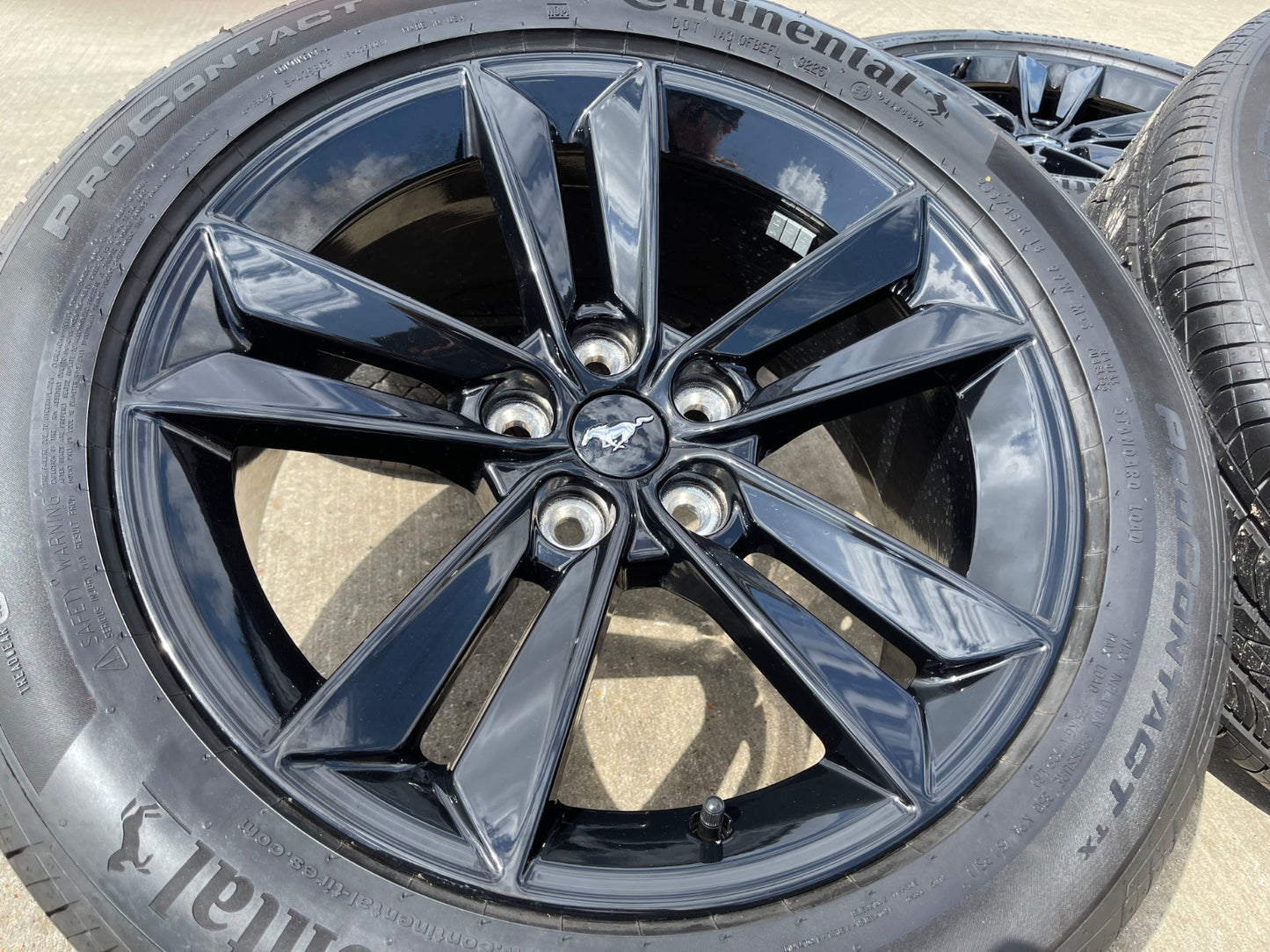 18" Ford Mustang GT OEM 10593 BLACK wheels rims tires 2024 2025 2026 2027 NEW