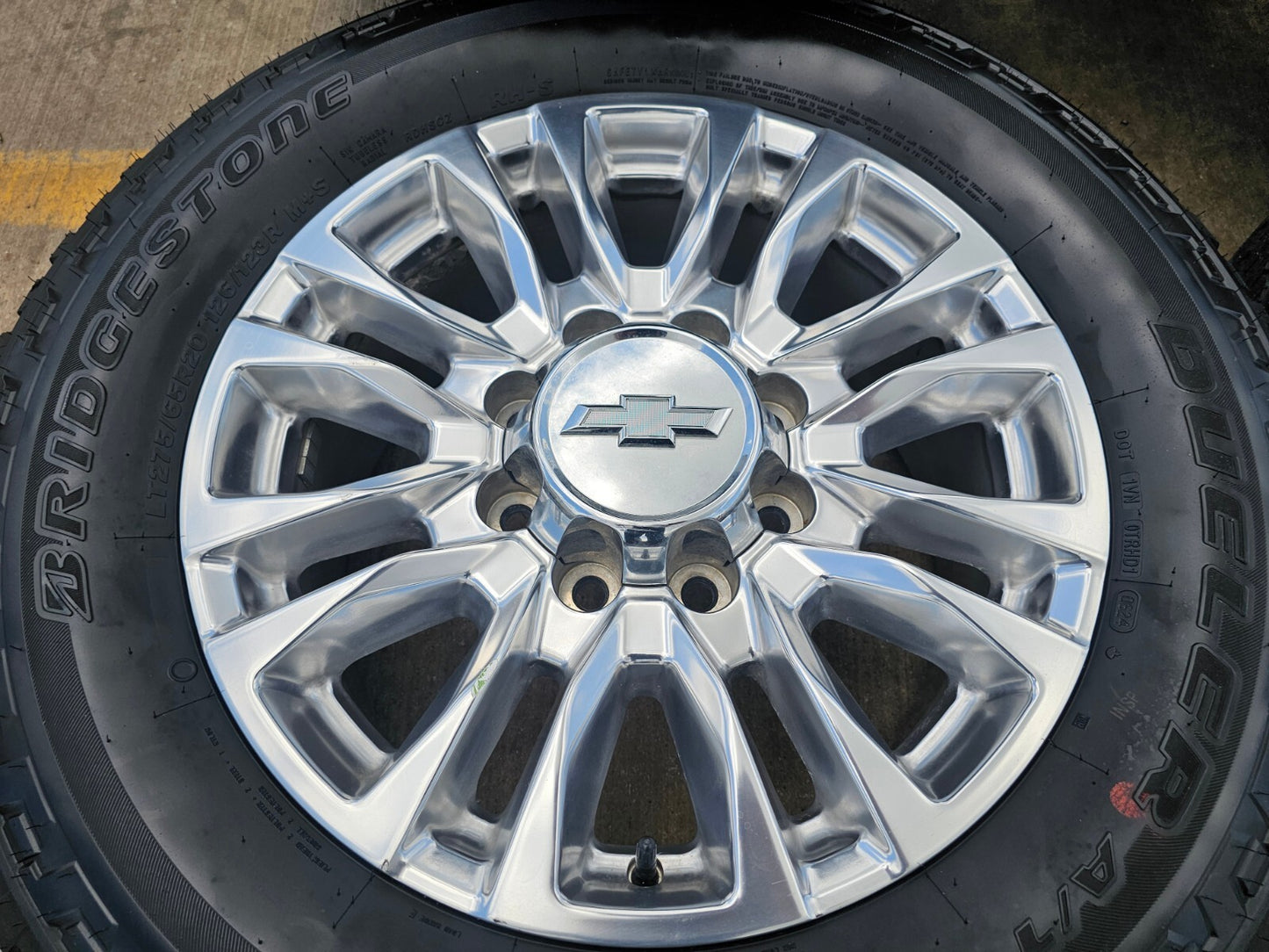 20" Chevy Silverado High Country 2500 3500 OEM 5961 wheels rims tires DUELER A/T