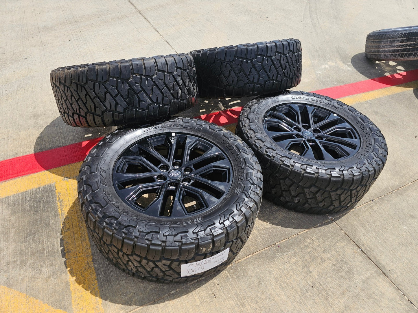 20" Ford F-150 LARIAT OEM 10619 rims wheels SET Expedition tires TOYO 33"