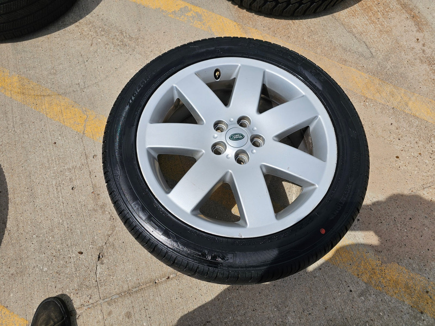 20" Range Land Rover OEM 72199 wheel rim 2008 2011 2012 2013 2014 2015 2021
