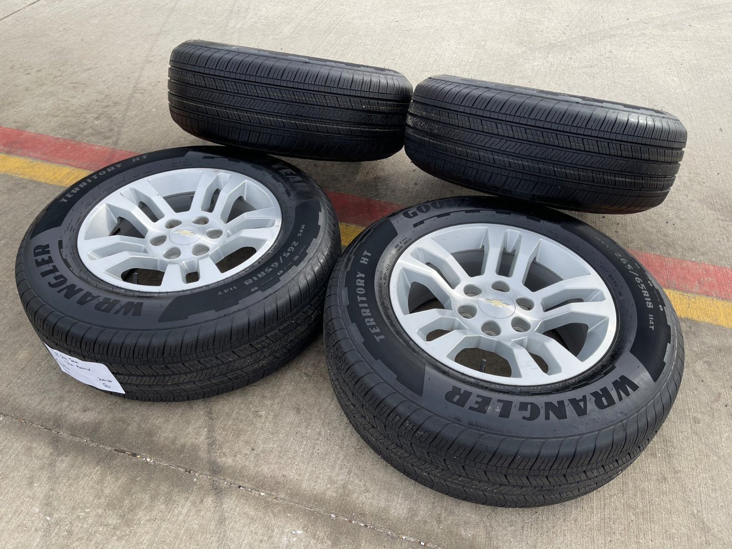 18" Chevy Silverado Suburban Tahoe OEM 5646 wheels rims Yukon Sierra GOODYEAR