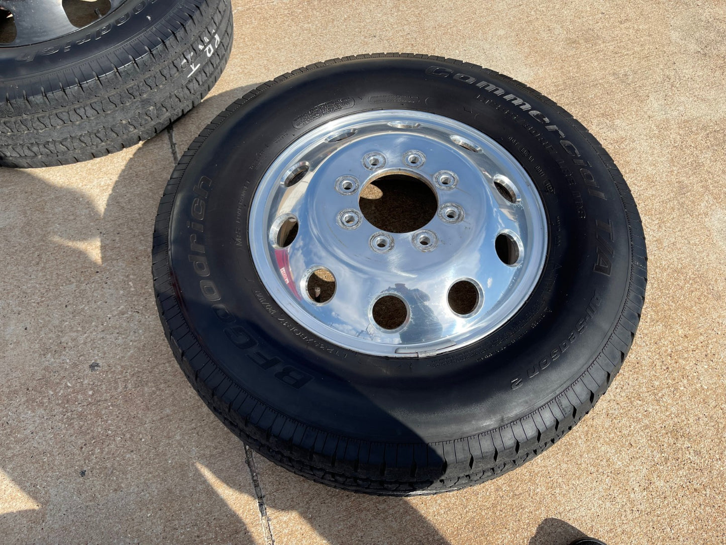 17" Dodge Ram 3500 DUALLY OEM wheel rim 2414 FRONT ALCOA 2016 2017 2018 8x165