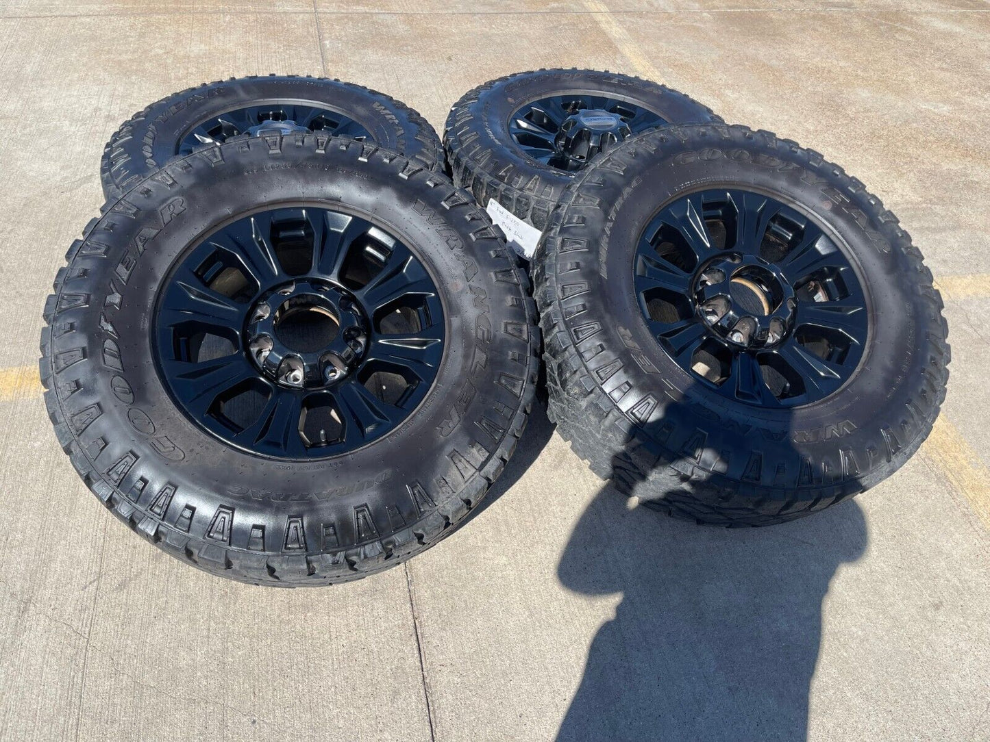 18" Ford F-250 F-350 Tremor OEM 10097 rims wheels DURATRAC tires