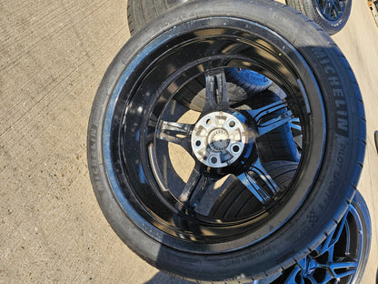 19" + 20" Chevy Corvette C8 OEM 14007 14008 wheels rims MICHELIN