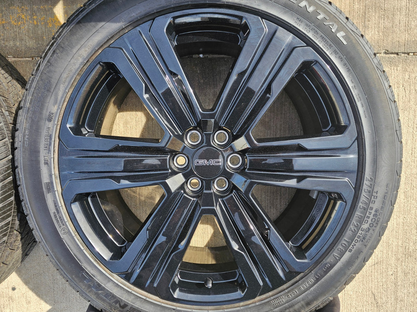 22" GMC Acadia OEM wheels rims Blazer Traverse Buick Enclave XT6 2025 2026 NEW