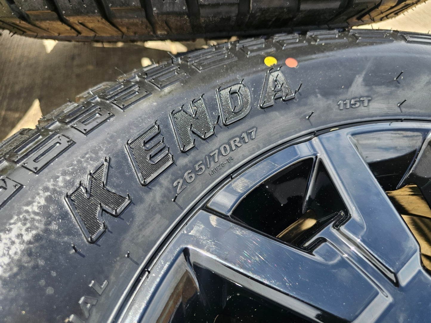 17" Nissan Frontier OEM Desert Runner 62832 wheels rims tires KENDA A/T2 NEW