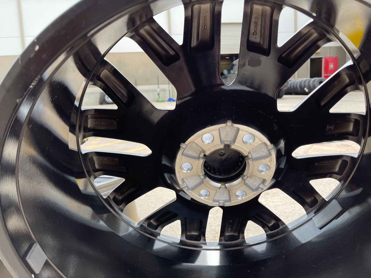 24" GMC Yukon Sierra DENALI OEM wheels rims 2023 2024 2025 2026 2027 NEW