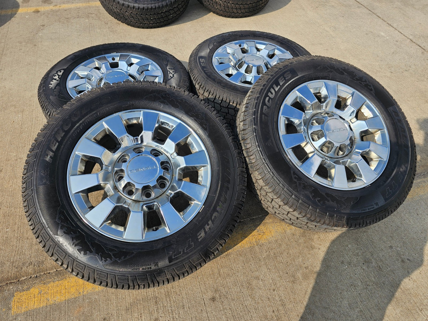 20" GMC Sierra 2500 3500 DENALI OEM 5704 wheels rims tires HERCULES