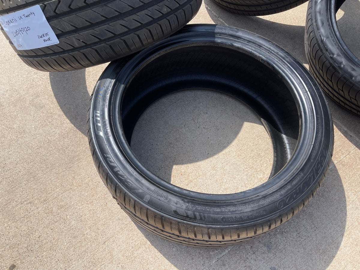 (1) 265/40/20 Lexani LX Twenty LX-20 tire 104Y XL M+S 265/40R20