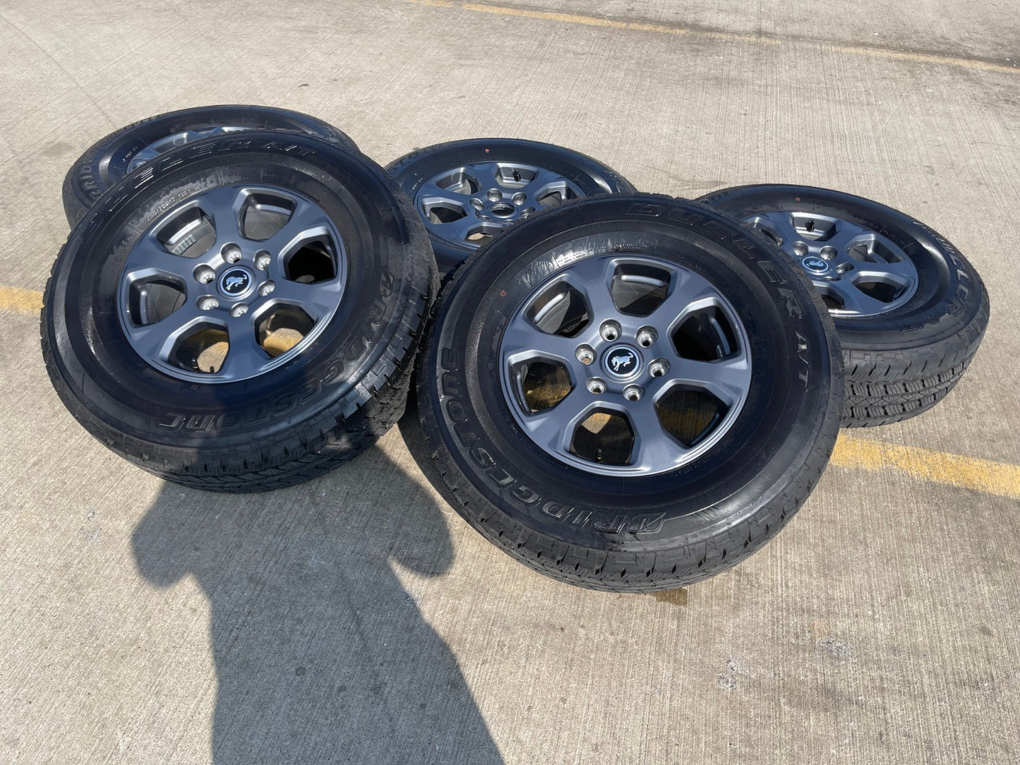 17" Ford Bronco HERITAGE OEM 10384 wheels rims tires