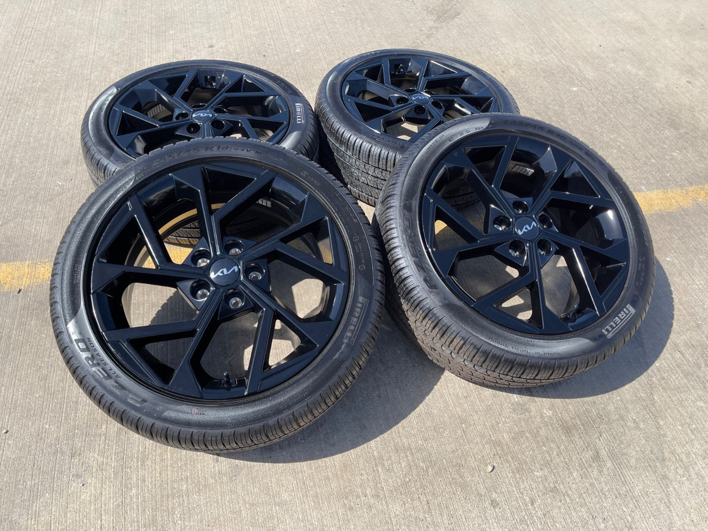 18" Kia K4 K5 OEM wheels rims 74873 Stinger Forte tires SET 2025 2026 2027 NEW