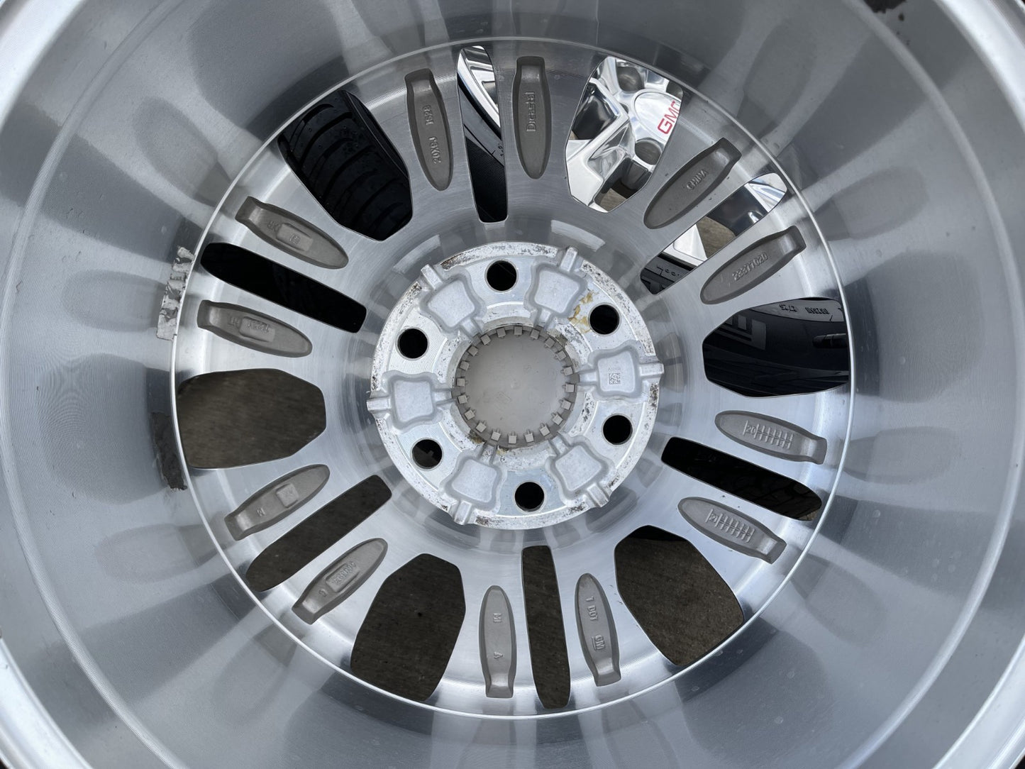20" GMC Sierra Yukon Denali OEM 5917 wheels rims Chevy 2022 2023 2025 2026 NEW