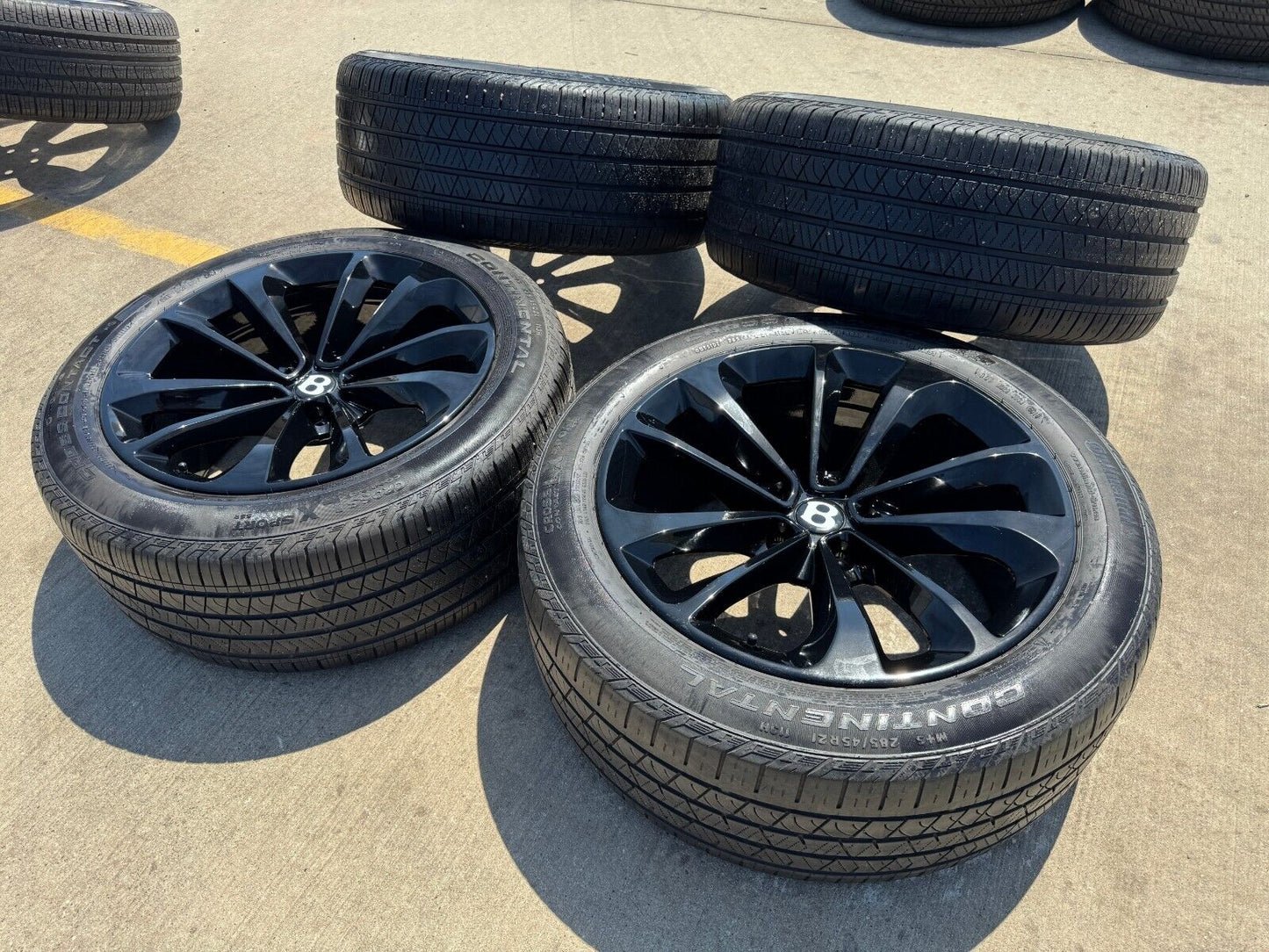 21" Bentley Bentayga OEM wheels rims black Mulliner Continental Flying Spur GT