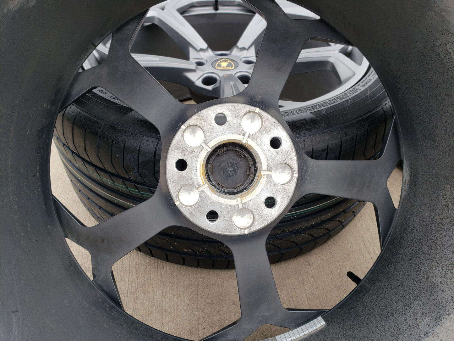 22" Lamborghini Urus OEM wheels rims gray Taigete 2022 2023 2024 2025 2026 NEW