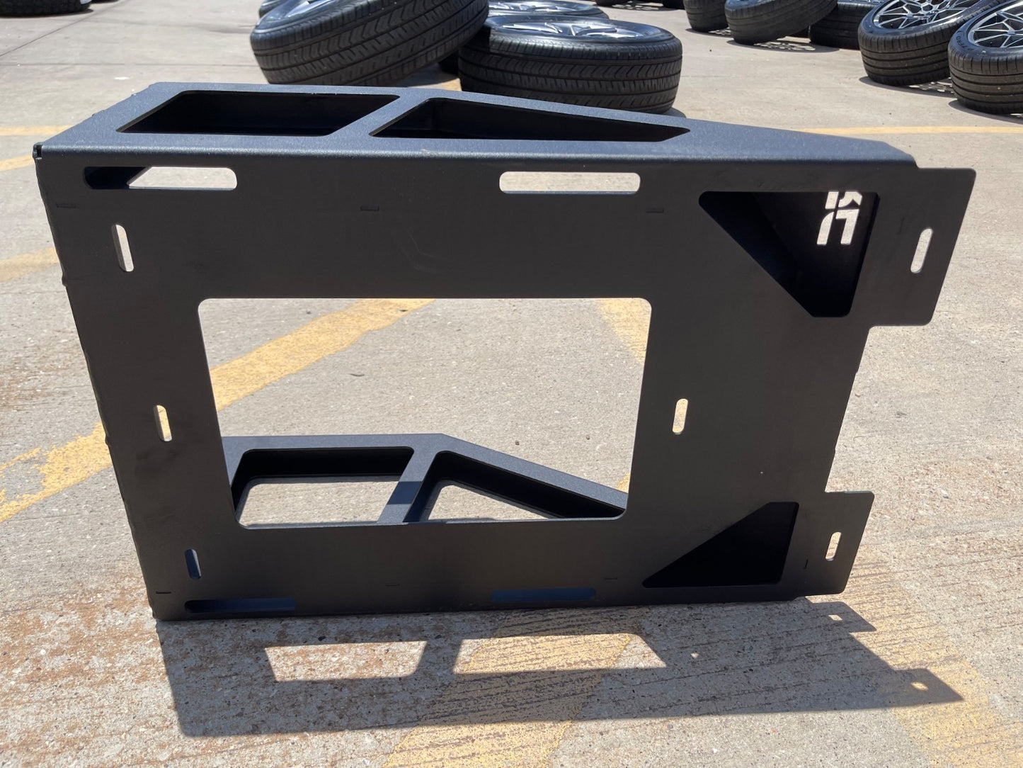 Rough Country Universal Bed Mount Spare Tire Carrier Pickup Trucks