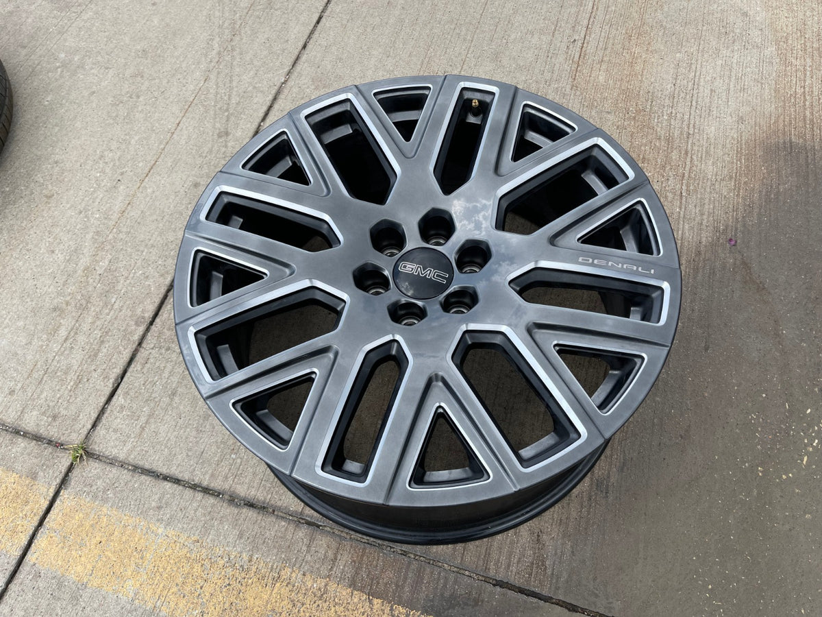 24" GMC Yukon Sierra DENALI OEM wheel rim 2023 2024 2025 2026 2027 NEW