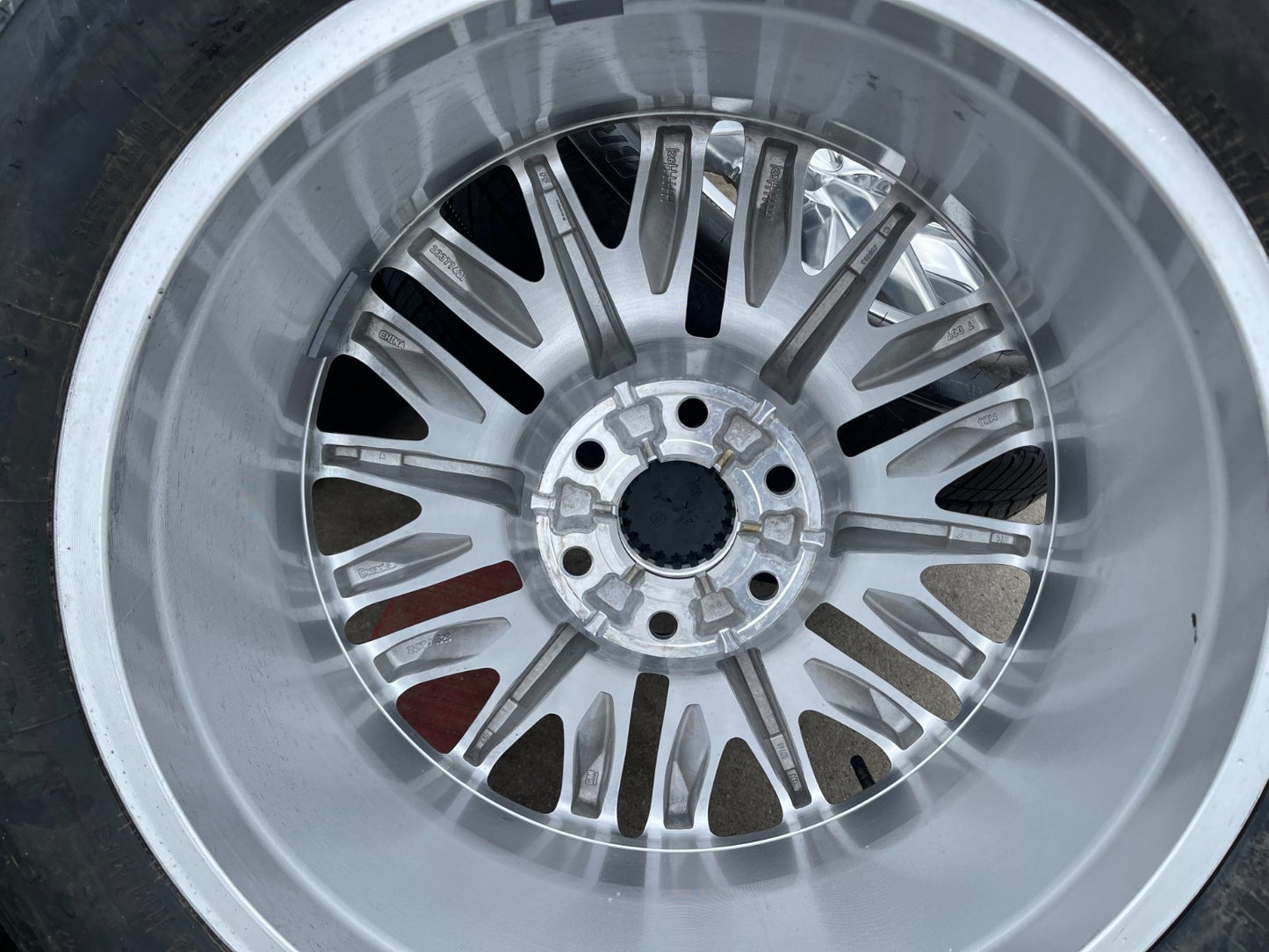 22" GMC Sierra Yukon DENALI Silverado OEM 5921 wheels rims 2021 2022 2023 NEW