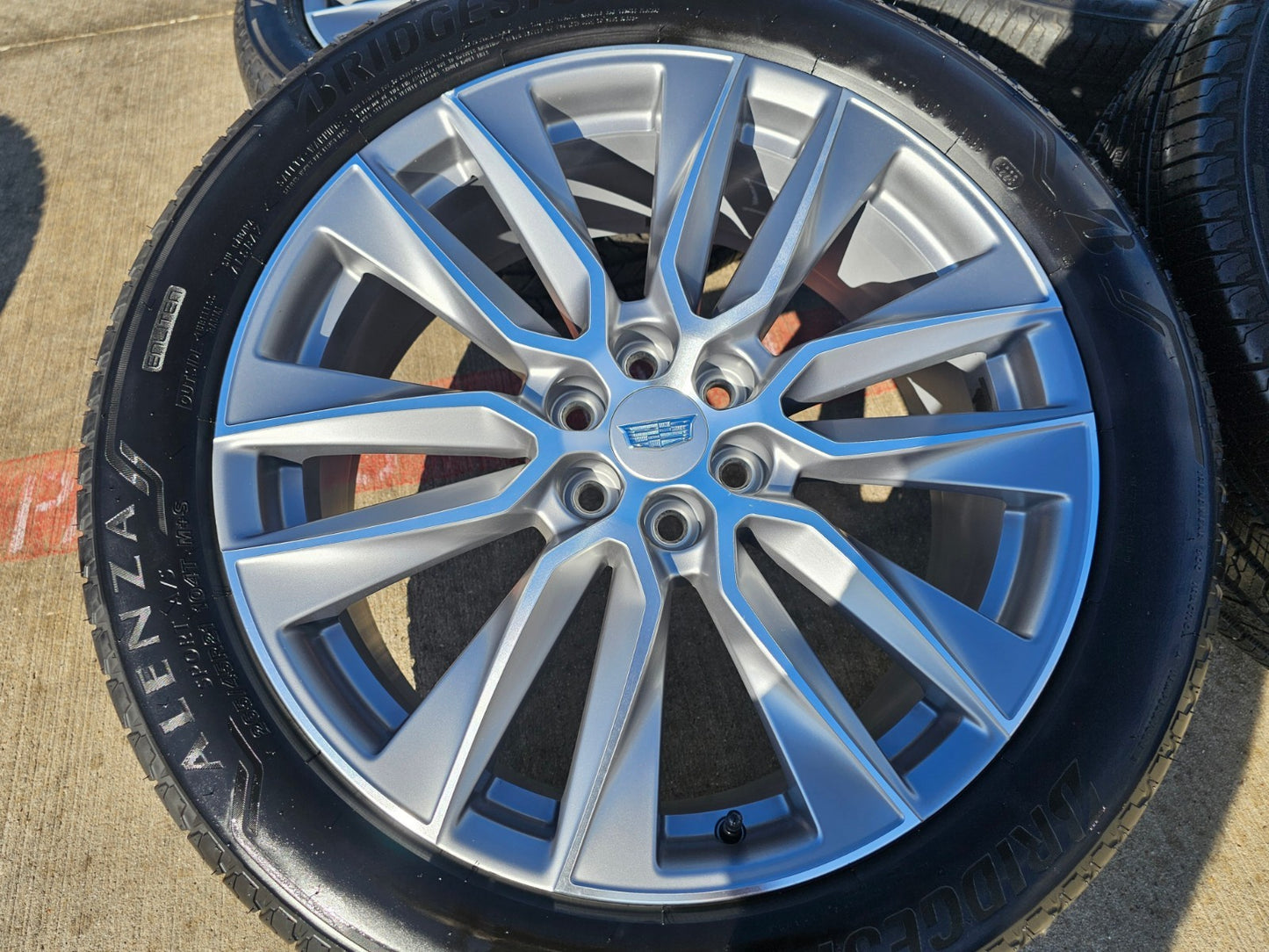 21" Cadillac XT6 XT5 SRX OEM 4851 wheels rims 2023 2024 2025 2026 BRIDGESTONE