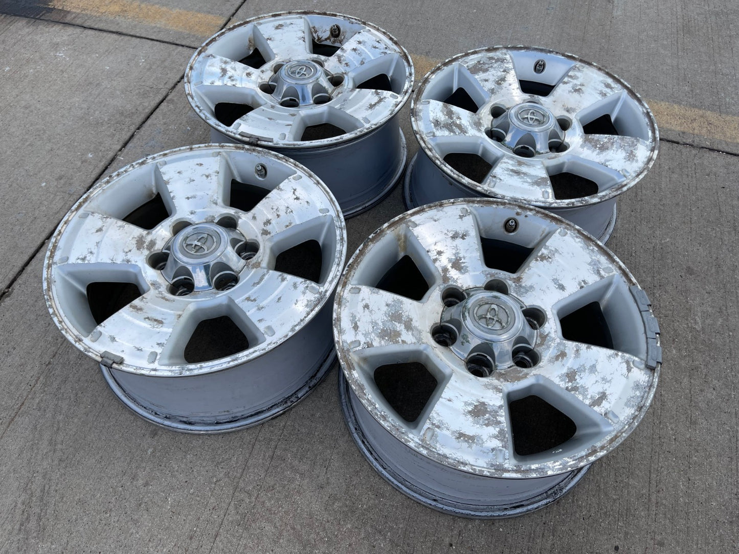17" Toyota Tacoma 4Runner OEM wheels rims 69463 69429