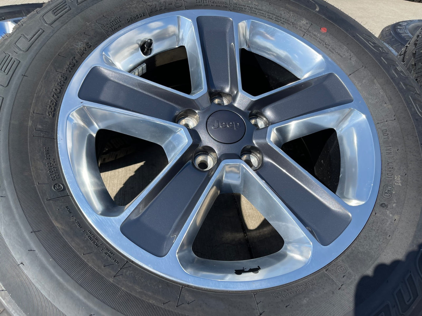 18" Jeep Wrangler Sahara OEM wheel rim 9221 spare 2021 2022 2023 2024 2025 NEW