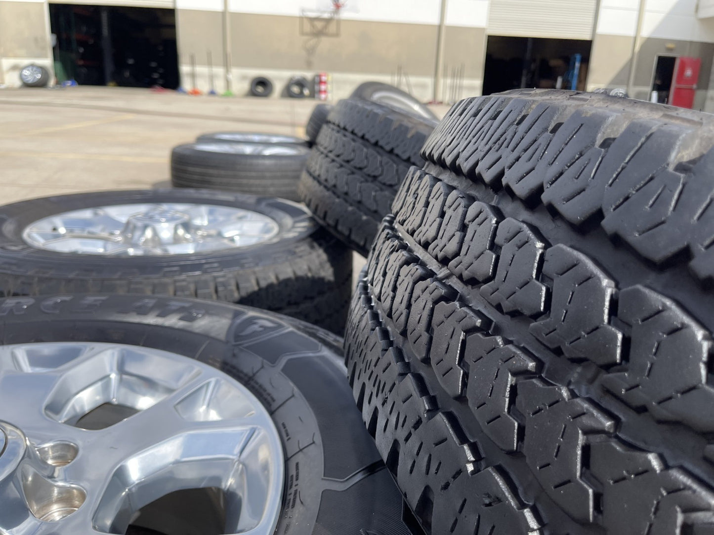 18" Ram 2500 3500 Laramie Power Wagon OEM wheels rims 2693 tires FIRESTONE A/T2