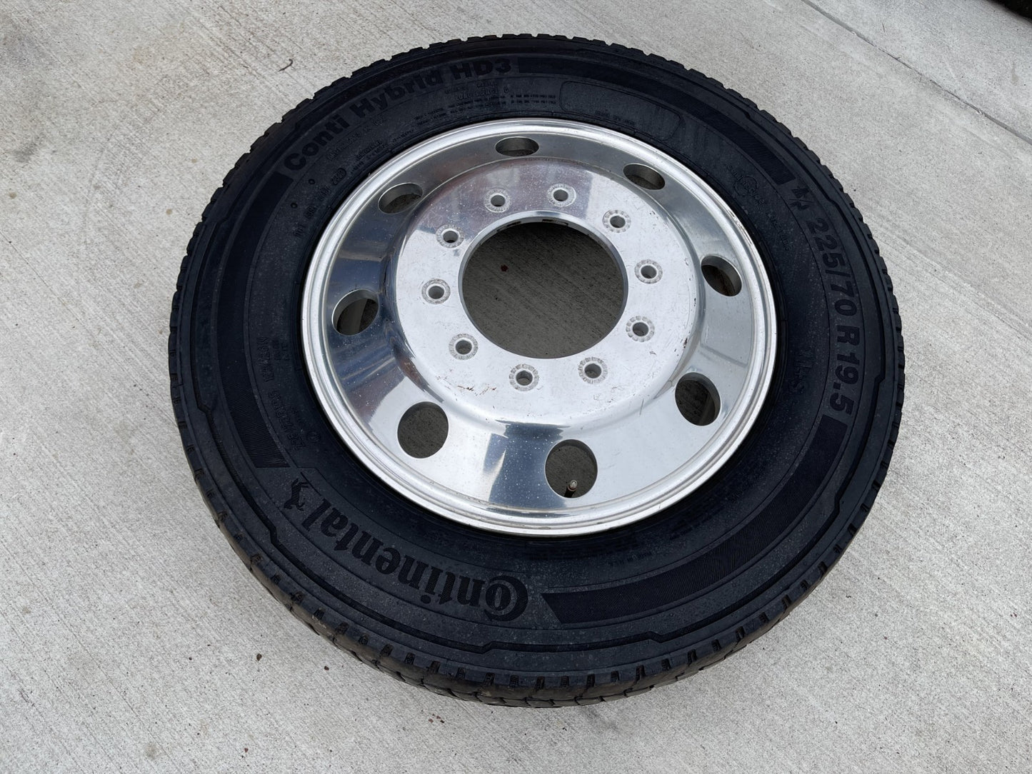 19.5" Ford F-450 Dually F-550 rim wheel RAM OEM FRONT 10x225 2024 2025 2026
