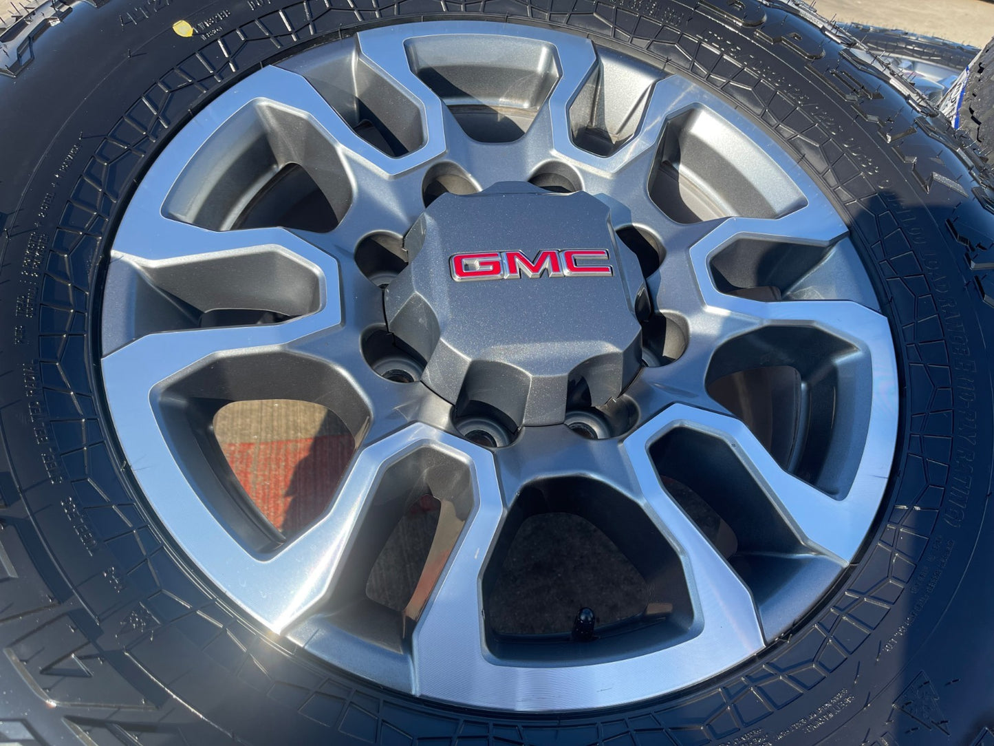18" GMC Sierra AT4X Chevy Silverado 2500 3500 OEM 5949 wheels rims FALKEN NEW