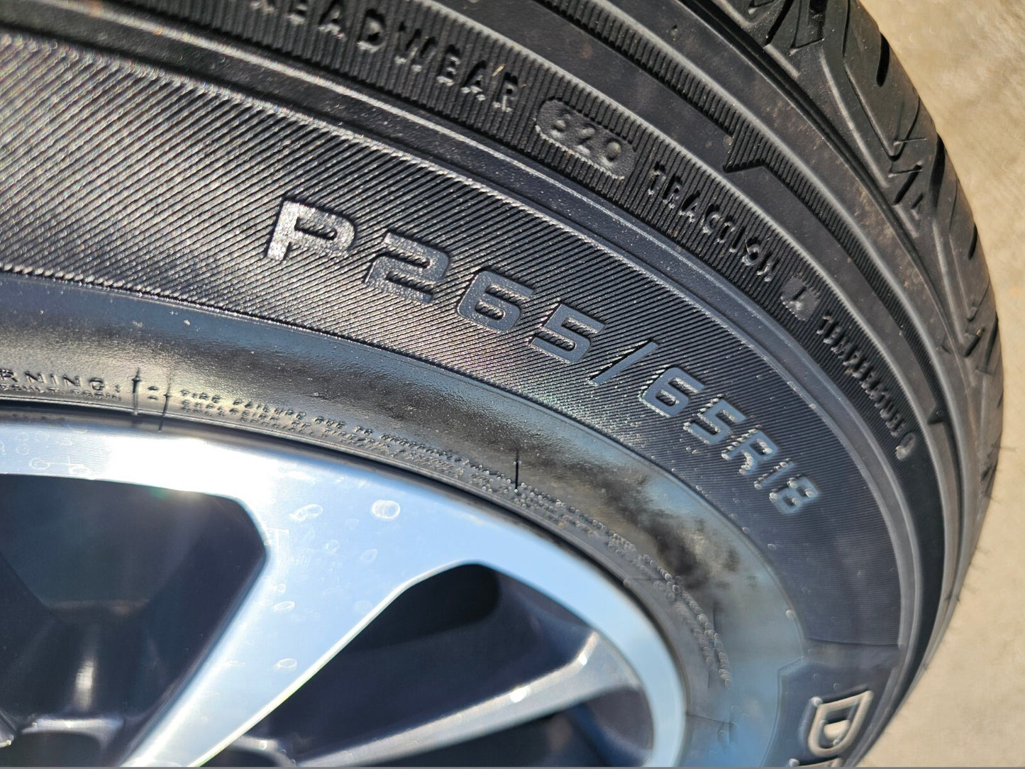 18" Ford F-150 Expedition 10142 OEM rims wheels tires