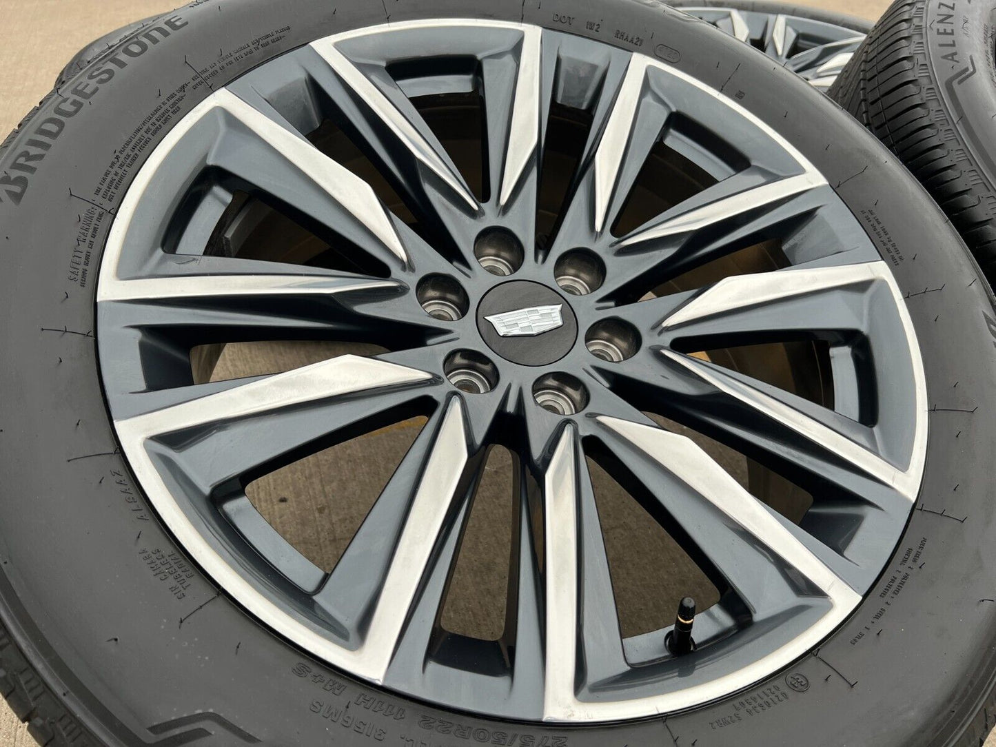 22" Cadillac Escalade OEM wheels rims GMC Sierra 95028 tires 2022 2023 2024 2025