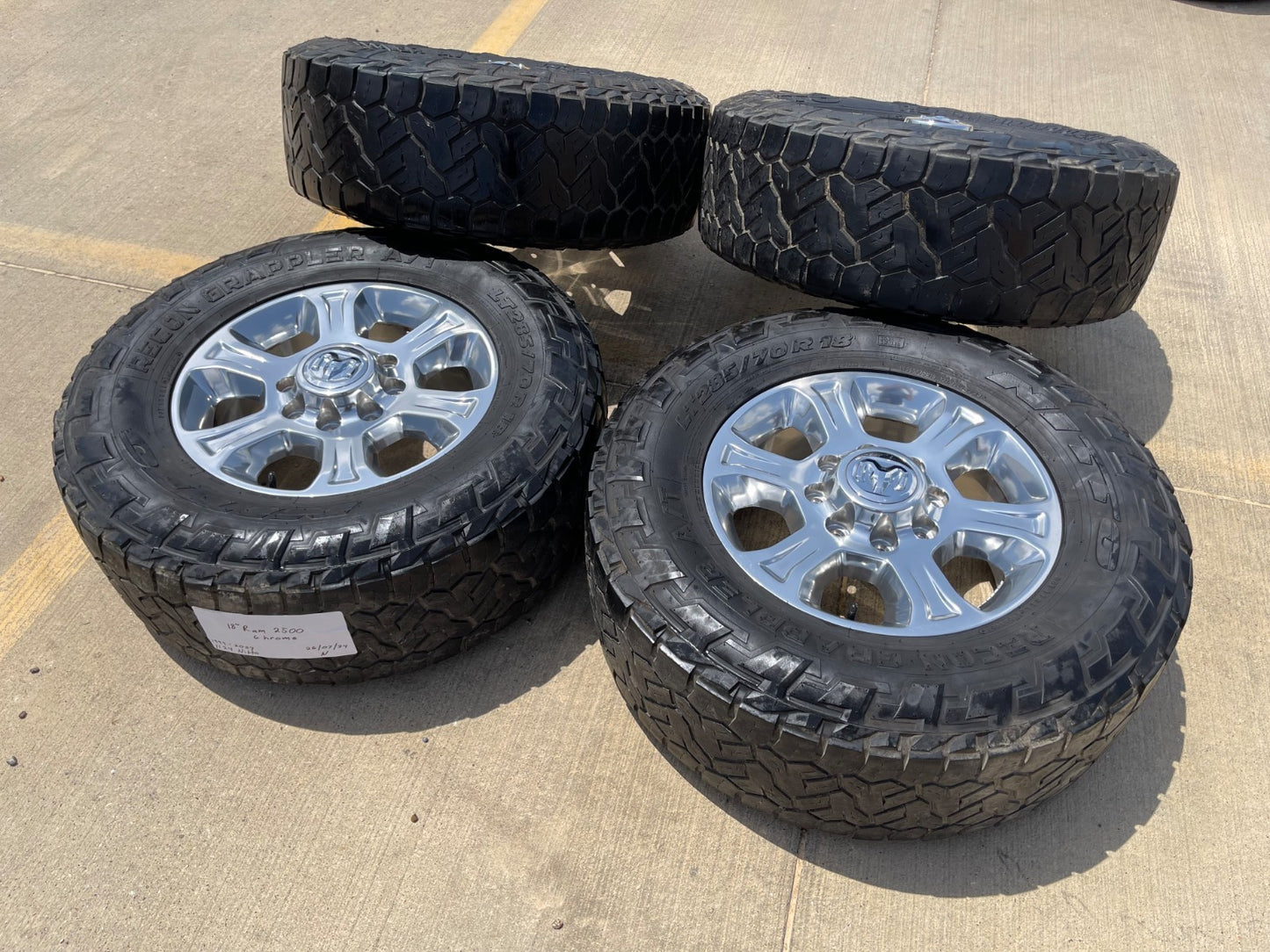 18" Ram 2500 3500 Laramie Power Wagon OEM wheels rims 2692 SET NITRO 34"