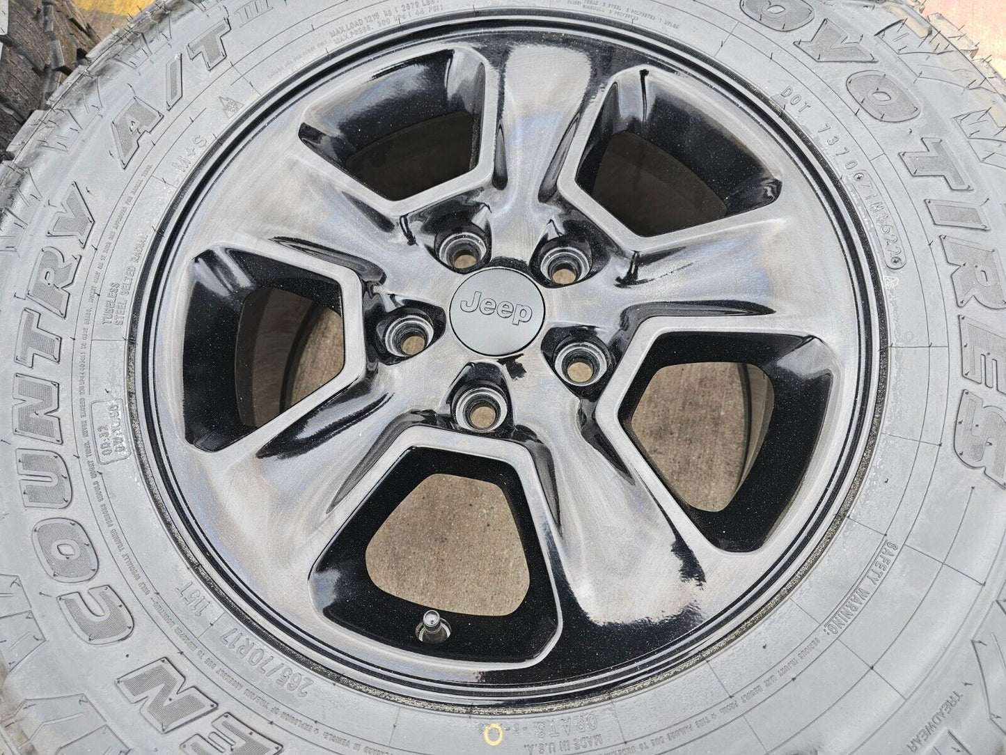 17" Jeep Grand Cherokee OEM wheels rims 9135 black TOYO tires A/T3 NEW