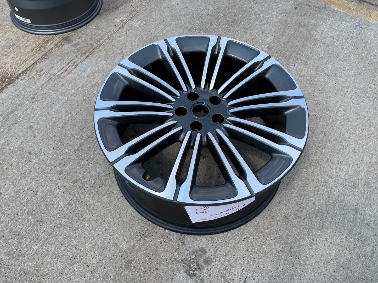 23" Land Rover Range AUTOBIOGRAPHY OEM 72377 wheel rim 2023 2024 2025 2026