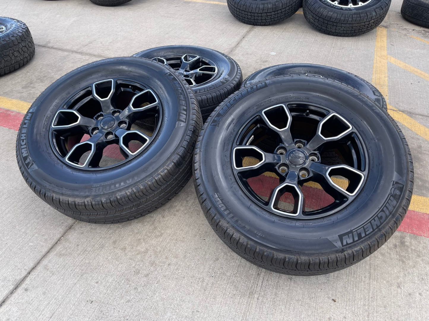 18" Jeep Wrangler SMOKY MOUNTAIN Black OEM 9198 wheels rims tires MICHELIN NEW