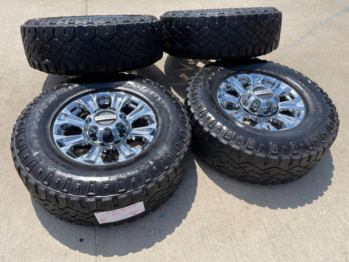 18" Ford F-250 F-350 TREMOR OEM CHROME rims wheels 10097 tires GOODYEAR 35"