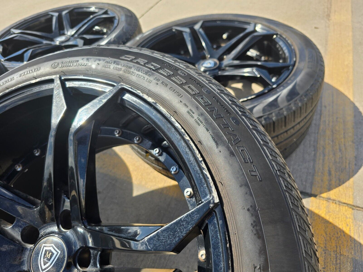 20x10.5 Marquee Chrysler 300 Dodge Charger Challenger wheels rims 2021 2022 2023