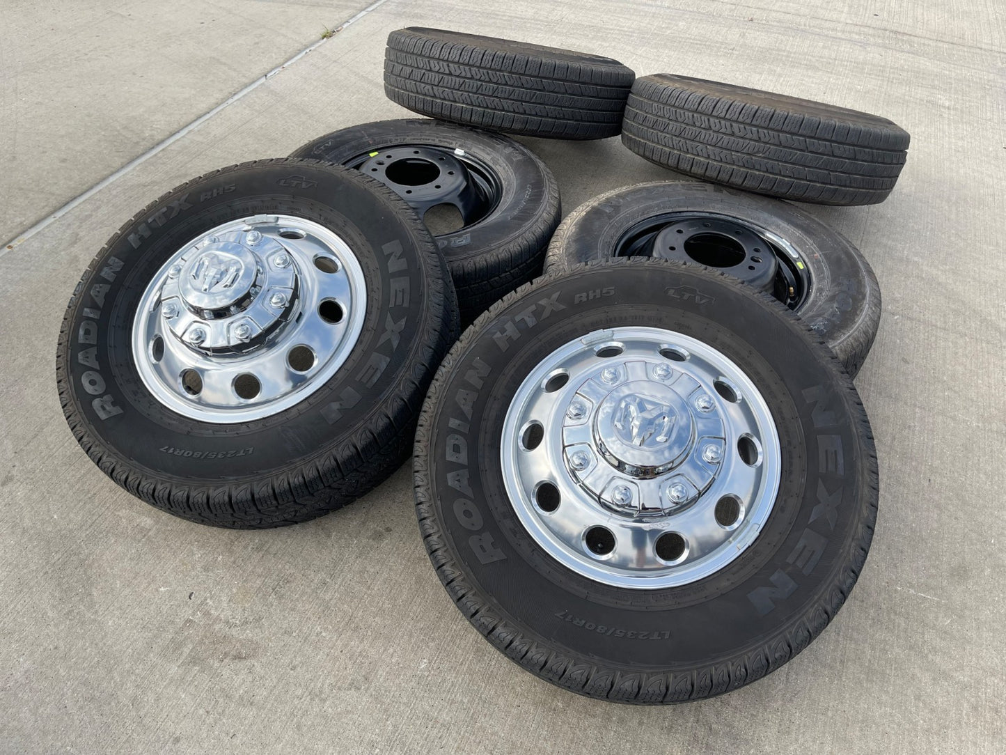 17" Dodge Ram 3500 Dually Laramie 8x200 wheels rims 2701 2702 OEM NEXEN