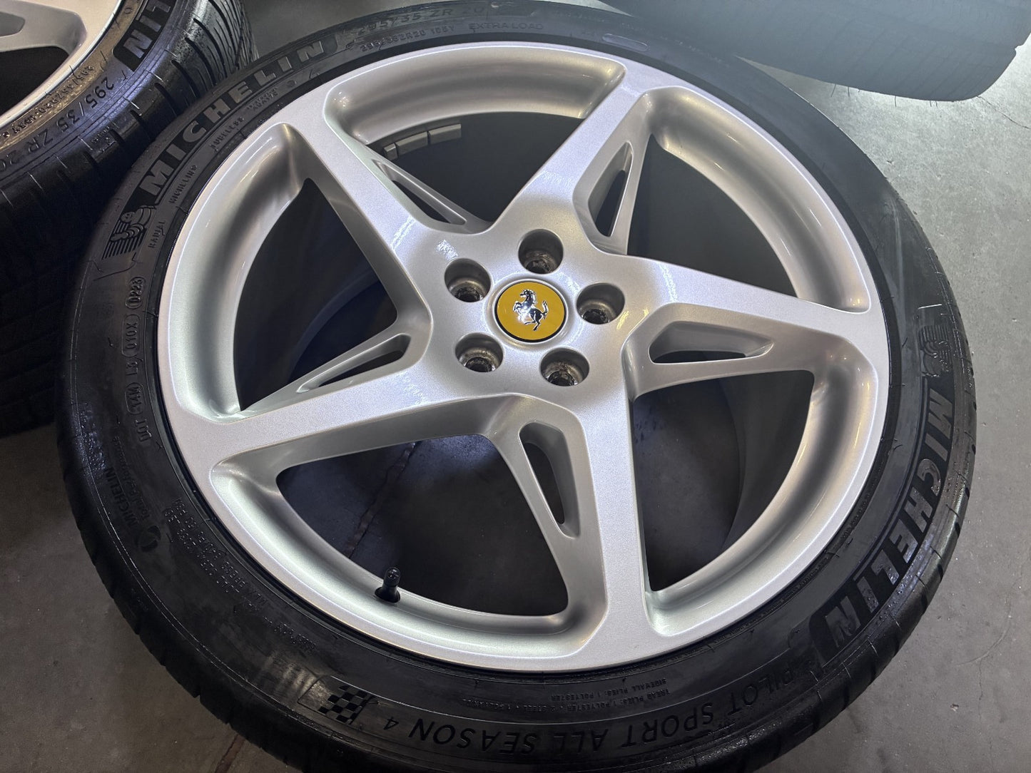 20" Ferrari 458 Italia 488 OEM 262892 262893 wheels rims SET FORGED MICHELIN