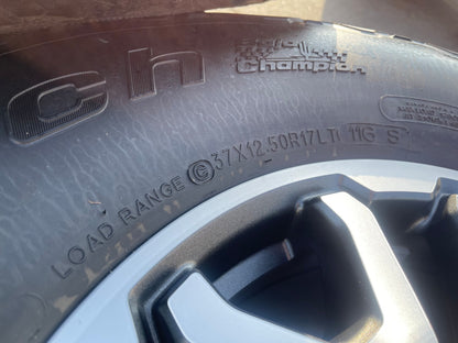 17" Ford F-150 Raptor Bronco OEM rims wheels 10461 tires 37" BFG