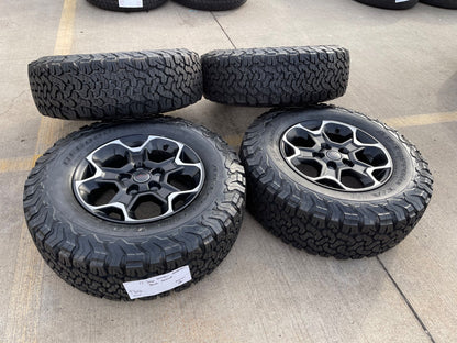 17" Jeep Wrangler Rubicon OEM wheels rims Gladiator 96832 9282 BFG KO2 A/T NEW