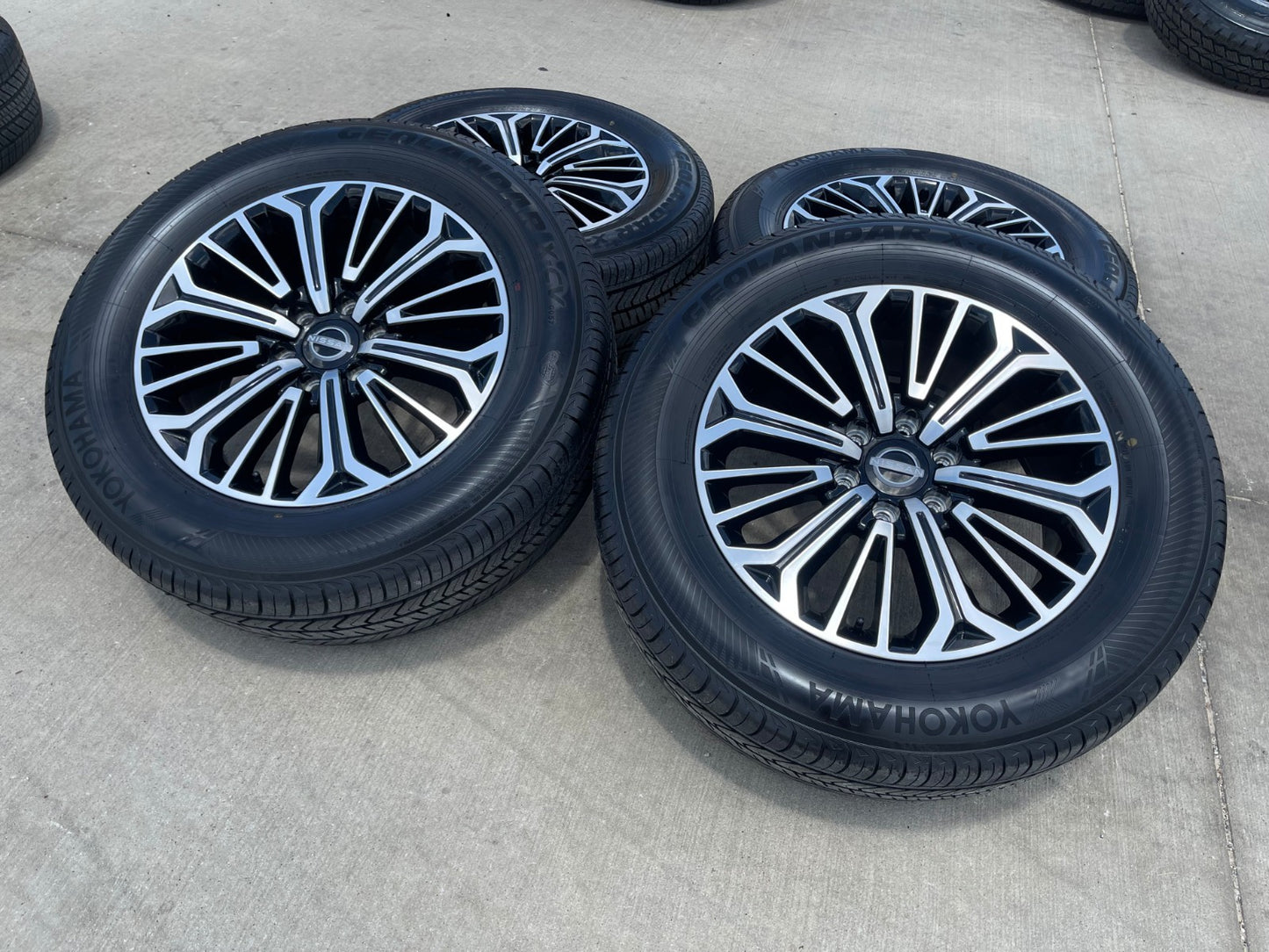 20" Nissan Titan PRO-4X Armada OEM wheels rims tires black 2025 2026 2027 NEW