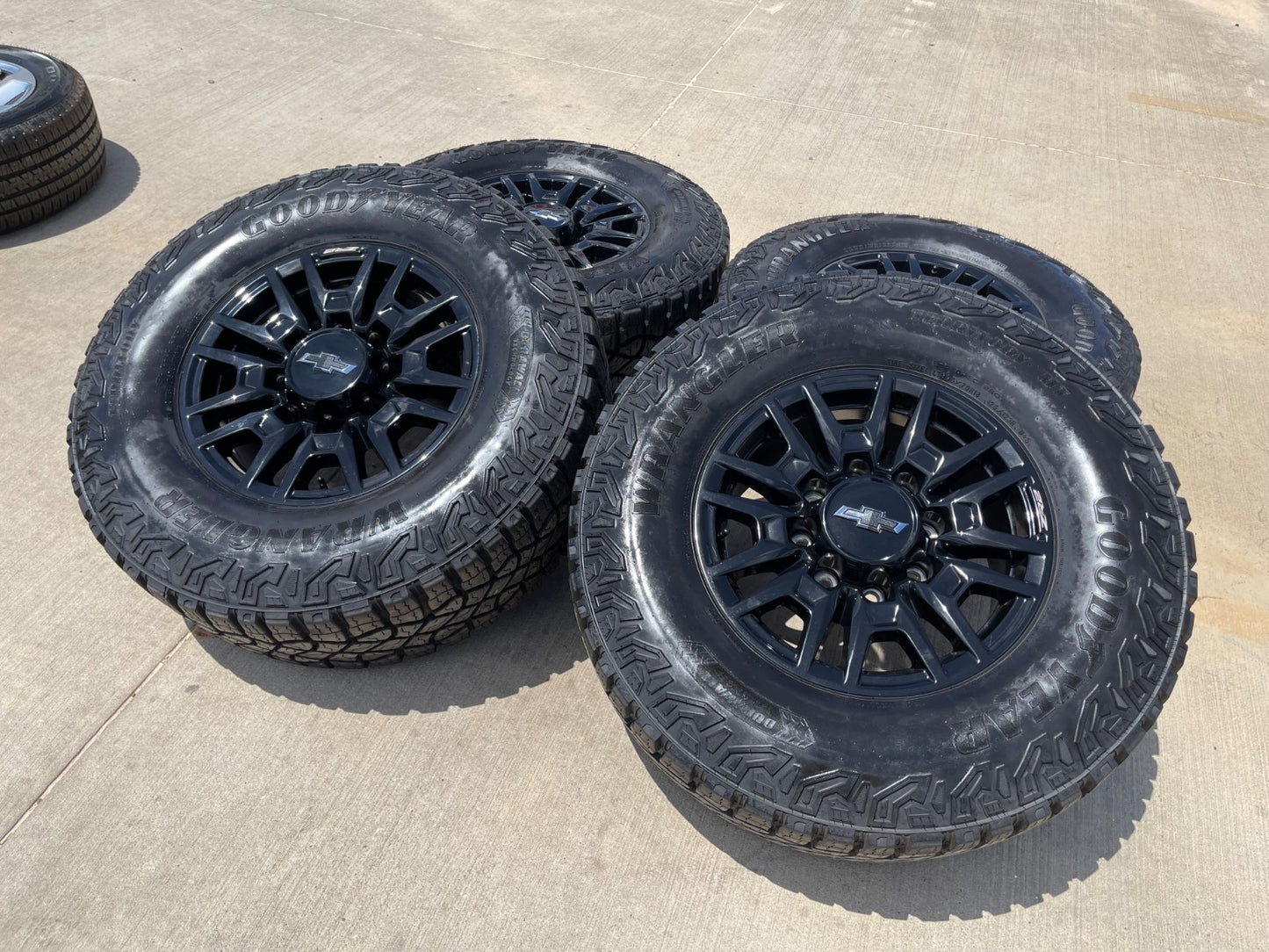 18" Chevy Silverado ZR2 Trail Boss 2500 OEM wheels rims #14122 2011-2027 SET